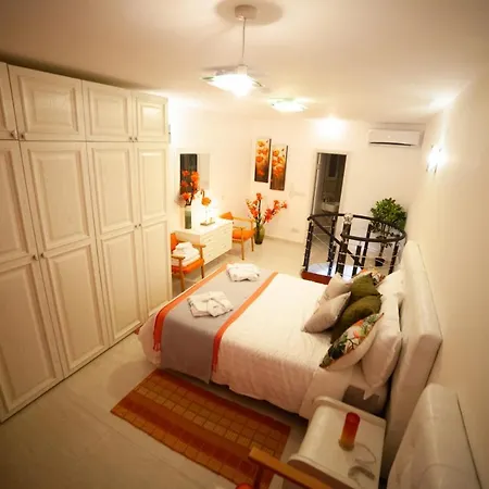 Violetta Lägenhet *