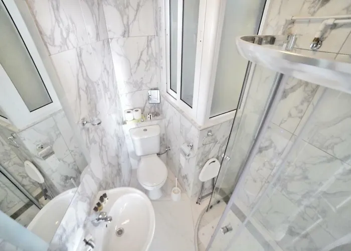 Violetta I 2 Min Walk From The *