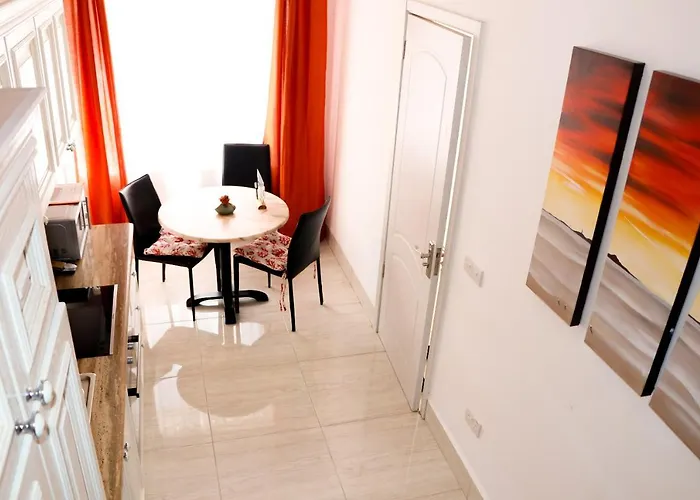 Violetta I 2 Min Walk From The * Birzebbuga